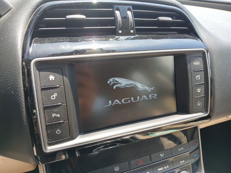 Recambio de pantalla multifuncion para jaguar xe (x760) 2.0 d referencia OEM IAM   