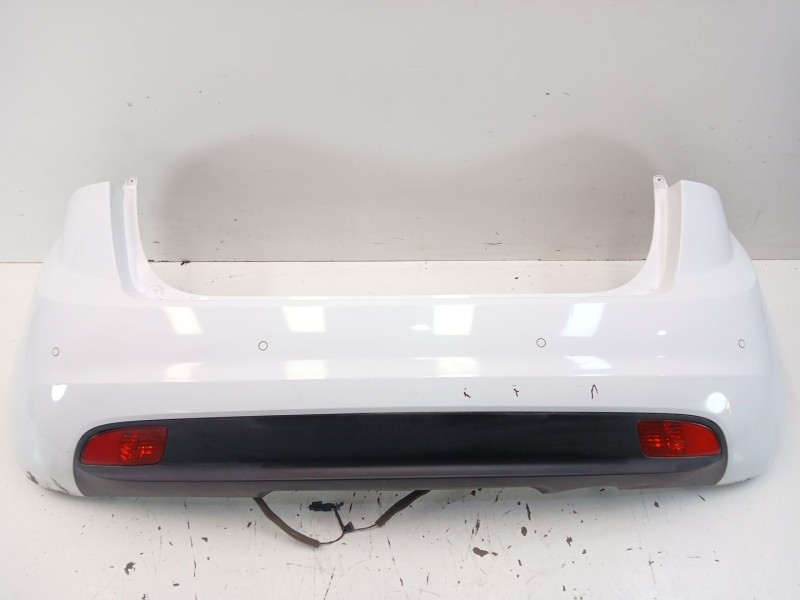 Recambio de paragolpes trasero para kia venga (yn) 1.6 crdi 128 referencia OEM IAM 866111P000  