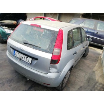 ford fiesta (cbk) del año 2004