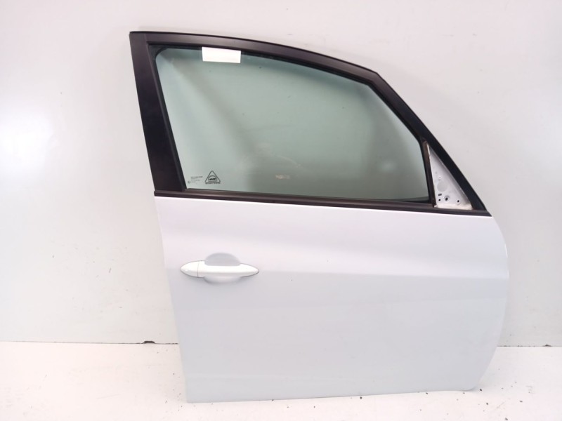 Recambio de puerta delantera derecha para kia venga (yn) 1.6 crdi 128 referencia OEM IAM   