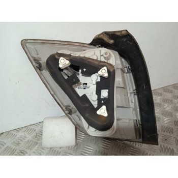 Recambio de piloto trasero derecho para opel astra h caravan innovation referencia OEM IAM 13223674 RAYADO 