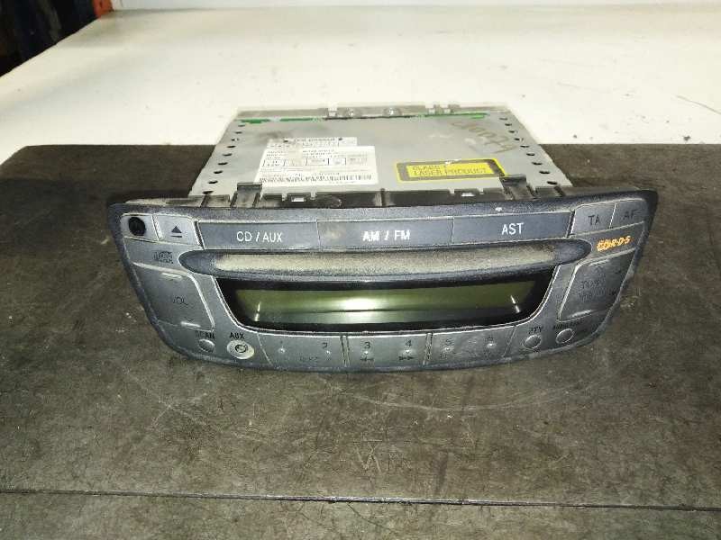 Recambio de sistema audio / radio cd para peugeot 107 básico referencia OEM IAM 861200H010  