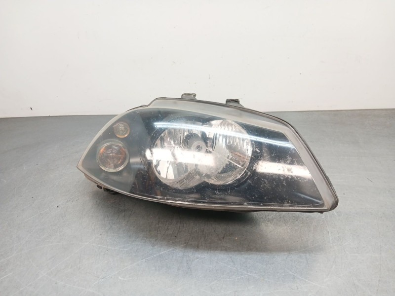 Recambio de faro derecho para seat ibiza iii (6l1) 1.9 sdi referencia OEM IAM 6L1941022A  