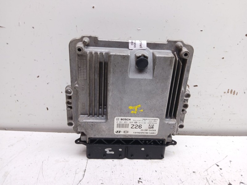 Recambio de centralita motor uce para kia venga (yn) 1.6 crdi 128 referencia OEM IAM 391502a260 0281031968 