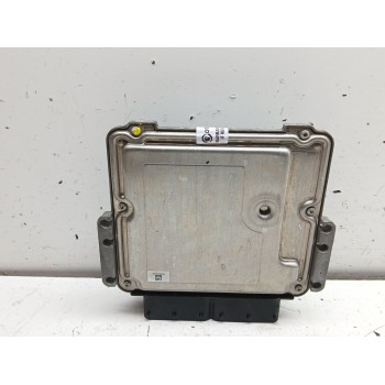 Recambio de centralita motor uce para kia venga (yn) 1.6 crdi 128 referencia OEM IAM 391502a260 0281031968 