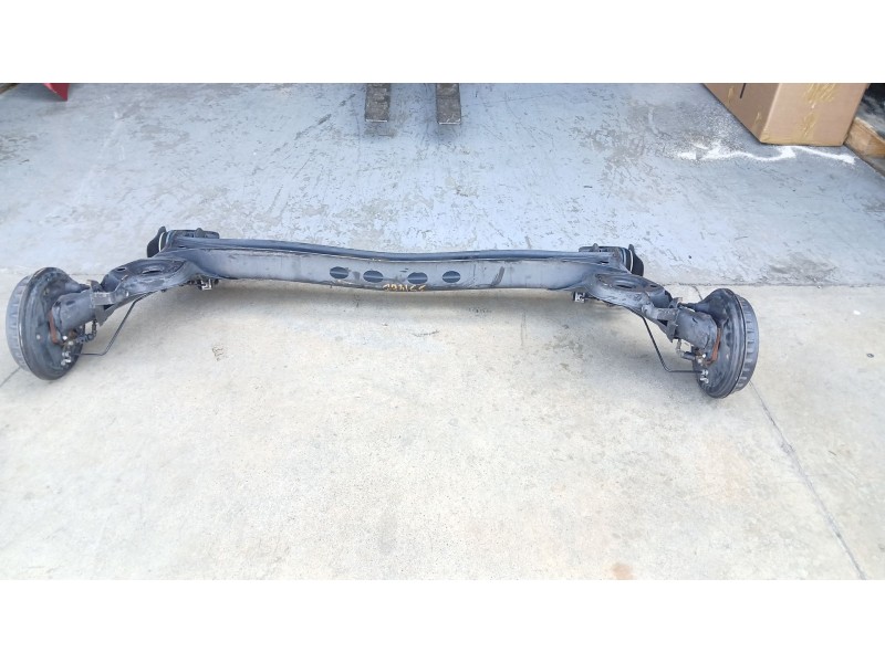 Recambio de puente trasero para seat ibiza v (kj1, kjg) 1.0 mpi referencia OEM IAM 2Q0501053CH tambor 