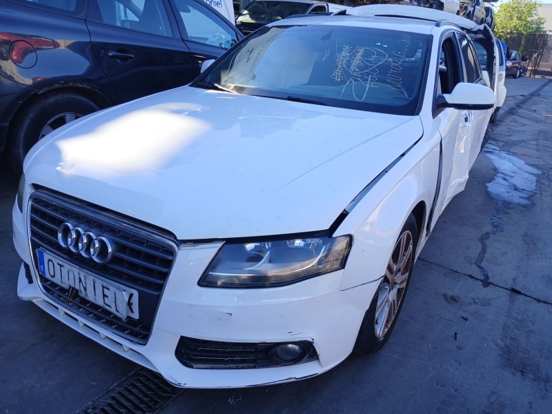 AUDI A4 B8 AVANT (8K5)