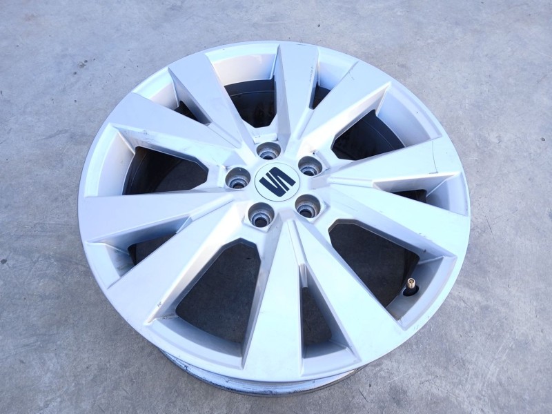 Recambio de llanta delantera derecha para seat arona (kj7, kjp) 1.0 tsi referencia OEM IAM 6F9601025D X1 17PULGADAS