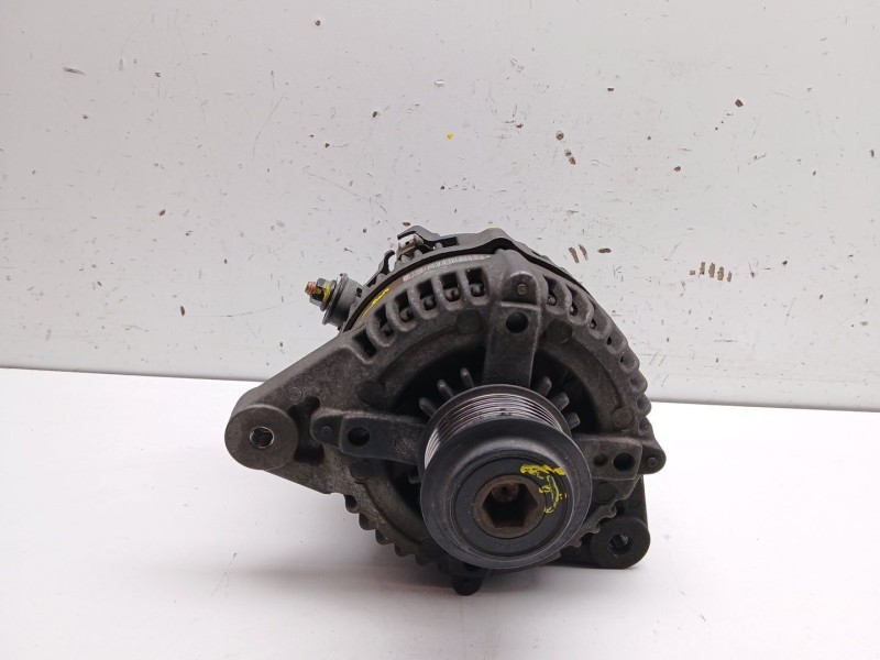 Recambio de alternador para hyundai ix35 (lm, el, elh) 2.0 crdi referencia OEM IAM 3730021200 3730004950 3730004635