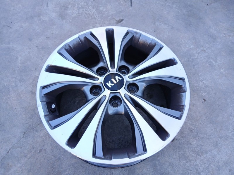 Recambio de llanta para kia venga (yn) 1.6 crdi 128 referencia OEM IAM 529101P650 X1 16 PULGADAS