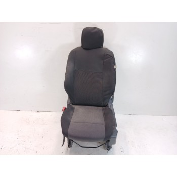 ASIENTO DELANTERO IZQUIERDO 