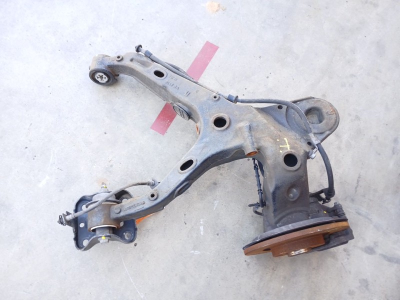 Recambio de mangueta trasera derecha para opel vivaro c furgoneta (k0) 1.5 referencia OEM IAM   