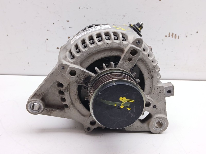 Recambio de alternador para kia venga (yn) 1.6 crdi 128 referencia OEM IAM 373002a700 ms1042118840 
