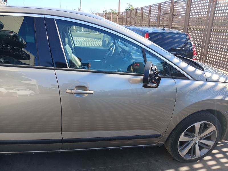 Recambio de puerta delantera derecha para peugeot 3008 i monospace (0u_) 1.2 referencia OEM IAM   