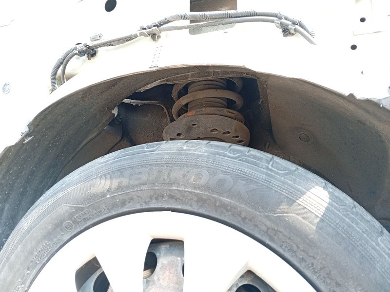 AMORTIGUADOR DELANTERO DERECHO 54660A4800 
