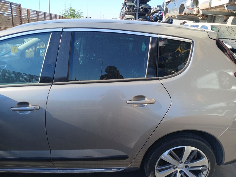 Recambio de puerta trasera izquierda para peugeot 3008 i monospace (0u_) 1.2 referencia OEM IAM   