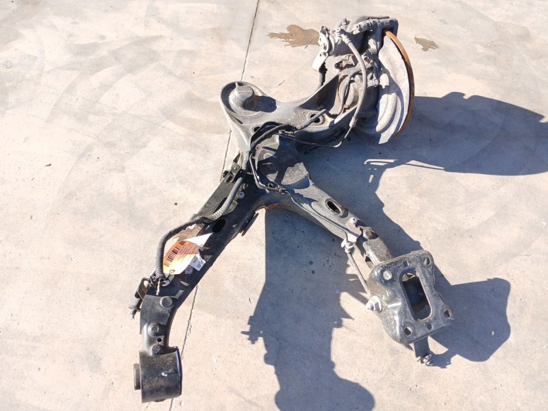 Recambio de mangueta trasera izquierda para toyota proace furgoneta (mdz_) 1.5 d4d (mdz1) referencia OEM IAM 9858837580  