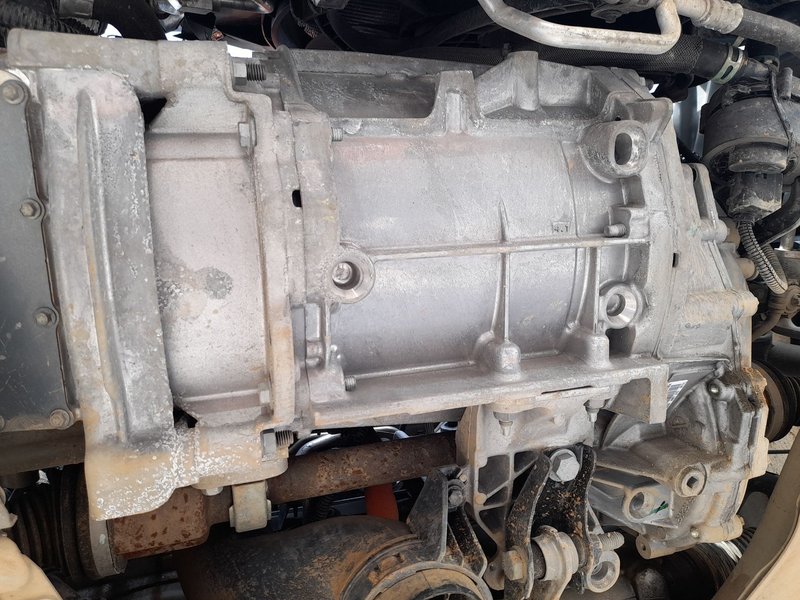 MOTOR COMPLETO 5AQ601 290103231R. ELECTRICO C/ CAJA DE CAMBIO 