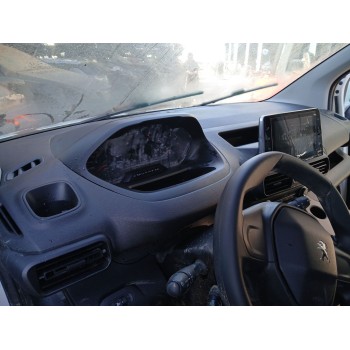 Recambio de salpicadero para peugeot rifter 1.5 bluehdi 100 referencia OEM IAM 16841899ZD  