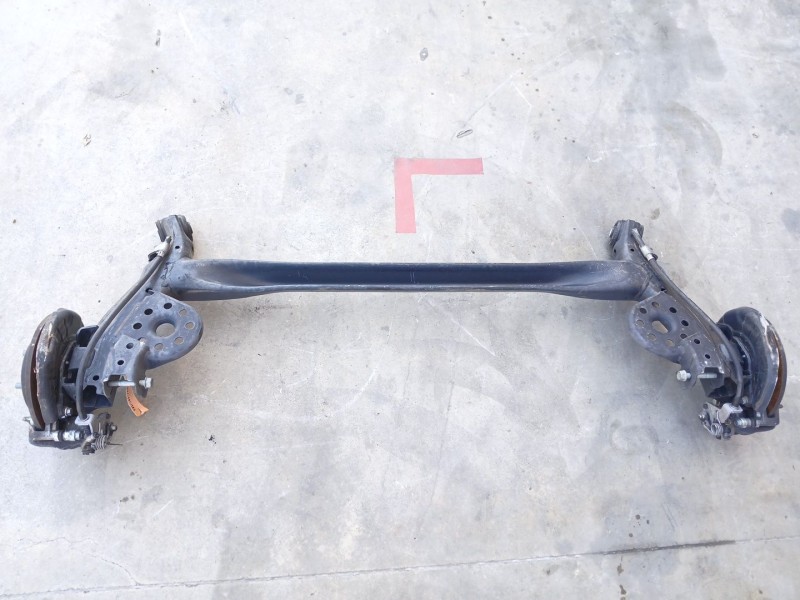 Recambio de puente trasero para kia rio 1.0 t-gdi hybrid referencia OEM IAM 55100H8110  55100-H8110