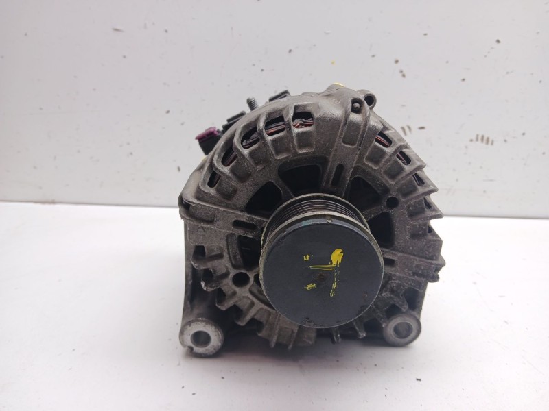 Recambio de alternador para bmw 3 (f30, f80) 318 d referencia OEM IAM 12317605061 8578608ai01 2622129a