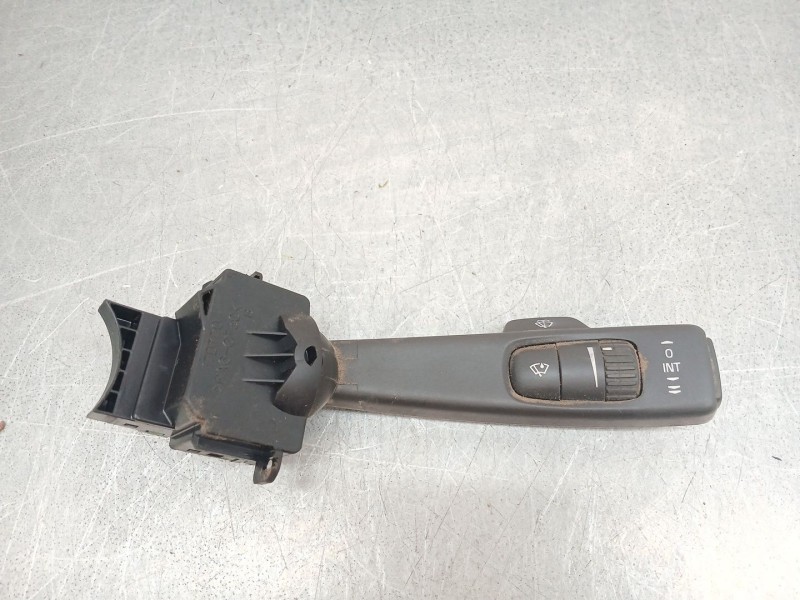 Recambio de mando limpia para volvo c70 cabriolet d5 momentum referencia OEM IAM 17d770  