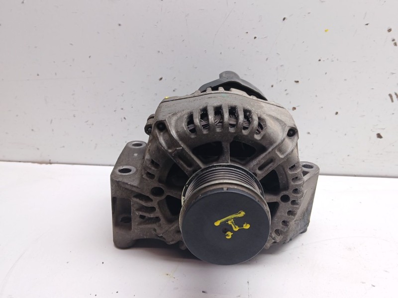 Recambio de alternador para fiat punto (199_) 1.3 d multijet referencia OEM IAM 0000052003513 / 0000071799281 51784845 tg9s036