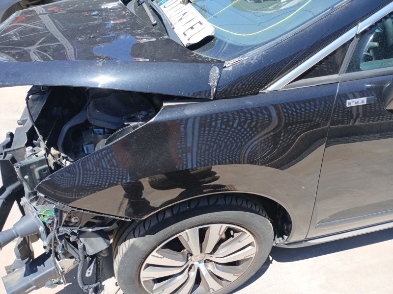 Recambio de aleta delantera izquierda para peugeot 3008 i monospace (0u_) 1.6 bluehdi 120 referencia OEM IAM   