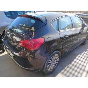 opel astra j (p10) del año 2014