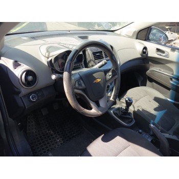 chevrolet aveo sedán (t300) del año 2013