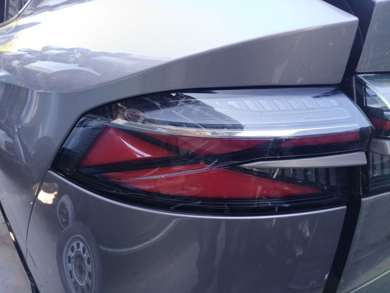 Recambio de piloto trasero izquierdo para mg mg hs (as23) 1.5 t (sas23) referencia OEM IAM 10823343  