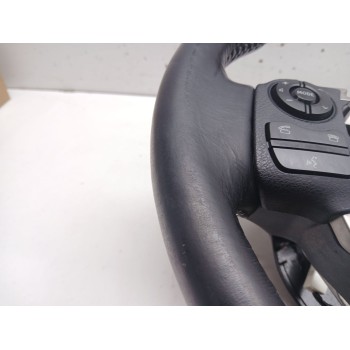 Recambio de volante para lexus is 300h referencia OEM IAM 4510076160C2 CON MANDOS 