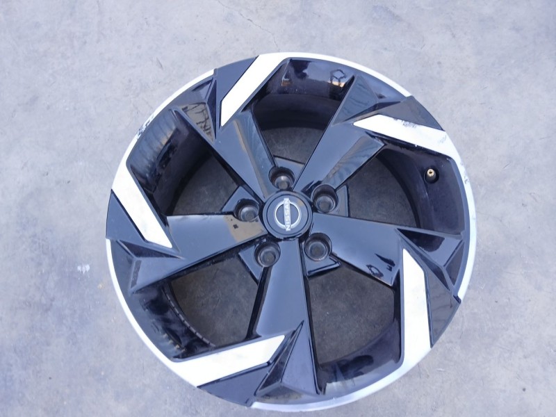 Recambio de llanta para nissan juke (f16_) 1.0 referencia OEM IAM 6PD1A X1 17 pulgadas