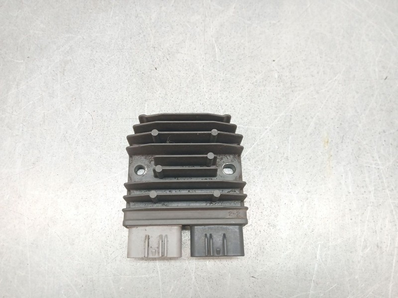 Recambio de modulo electronico para yamaha r7 referencia OEM IAM SHB821AA  SHB821AA