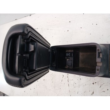 Recambio de apoyabrazos central para citroën c-crosser 2.2 hdi fap cat referencia OEM IAM   