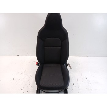 ASIENTO DELANTERO IZQUIERDO 