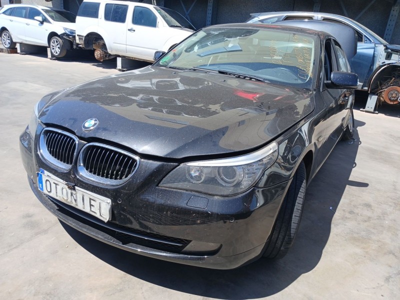 BMW 5 (E60)