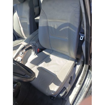 ASIENTO DELANTERO IZQUIERDO 