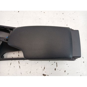 Recambio de apoyabrazos central para bmw 3 (f30, f80) 318 d referencia OEM IAM 105015894  