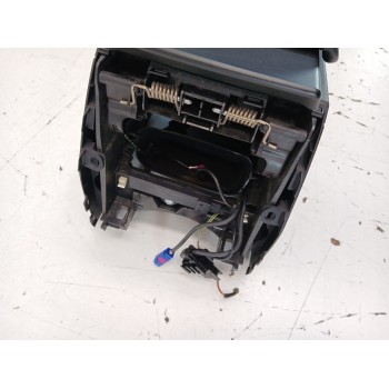 Recambio de apoyabrazos central para bmw 3 (f30, f80) 318 d referencia OEM IAM 105015894  