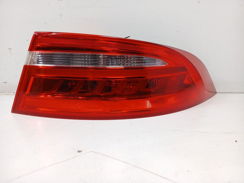 Recambio de piloto trasero derecho para jaguar xe (x760) 2.0 d referencia OEM IAM T4N39457  