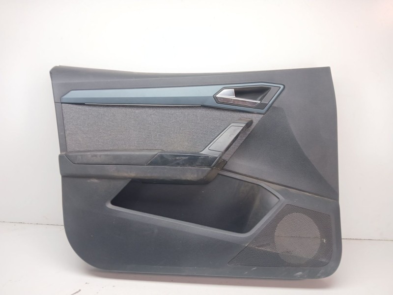Recambio de guarnecido puerta delantera izquierda para seat arona (kj7, kjp) 1.0 tsi referencia OEM IAM 6F0867131  