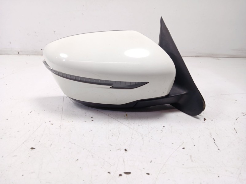 Recambio de retrovisor derecho para nissan juke (f15) 1.6 referencia OEM IAM E8047186  