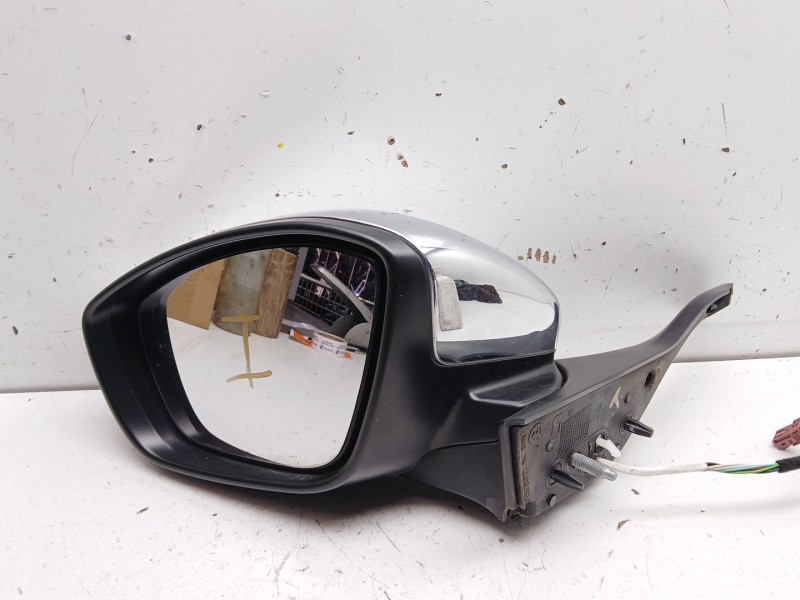 Recambio de retrovisor izquierdo para peugeot 208 i (ca_, cc_) 1.4 hdi referencia OEM IAM 232673077  