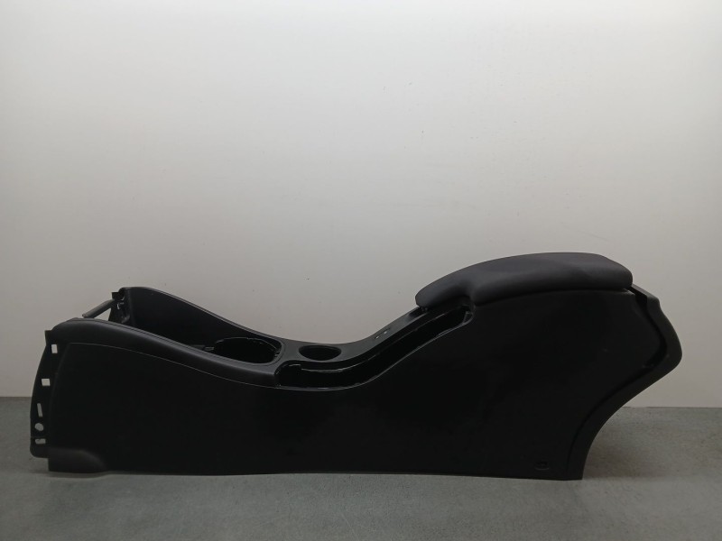 Recambio de apoyabrazos central para renault megane iii berlina 5 p expression referencia OEM IAM 969104736r  