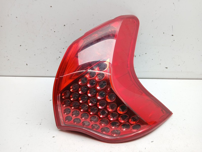 Recambio de piloto trasero derecho para peugeot 3008 i monospace (0u_) 1.6 hdi referencia OEM IAM 6351HC 9683460780 
