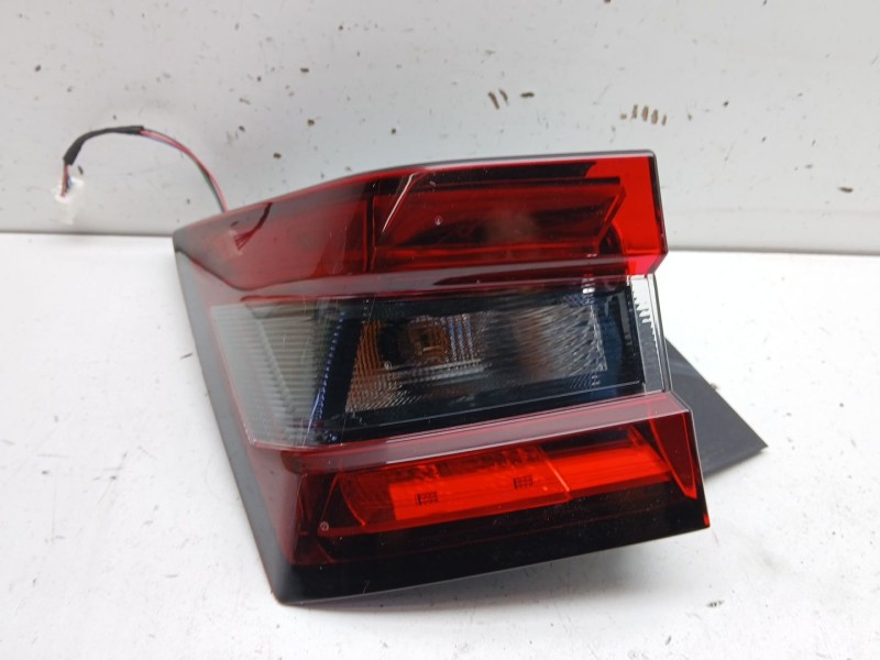 Recambio de piloto trasero izquierdo para nissan juke (f16_) 1.0 referencia OEM IAM 265556PA1B  