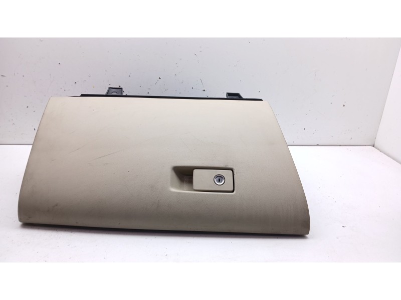 Recambio de guantera para volvo v60 kombi kinetic referencia OEM IAM 8630202  