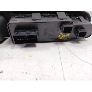 Recambio de mando elevalunas delantero izquierdo para peugeot 3008 i monospace (0u_) 1.6 hdi referencia OEM IAM 6490X6  