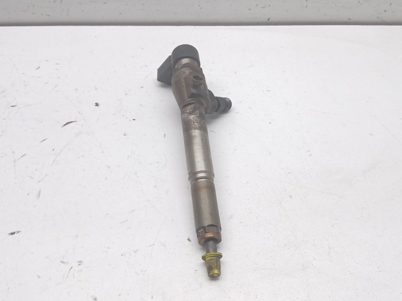 Recambio de inyector para renault scenic ii 1.5 dci diesel referencia OEM IAM 8200380253  